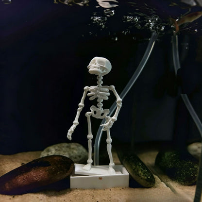💀 Decoración de acuario con esqueleto bailarín
