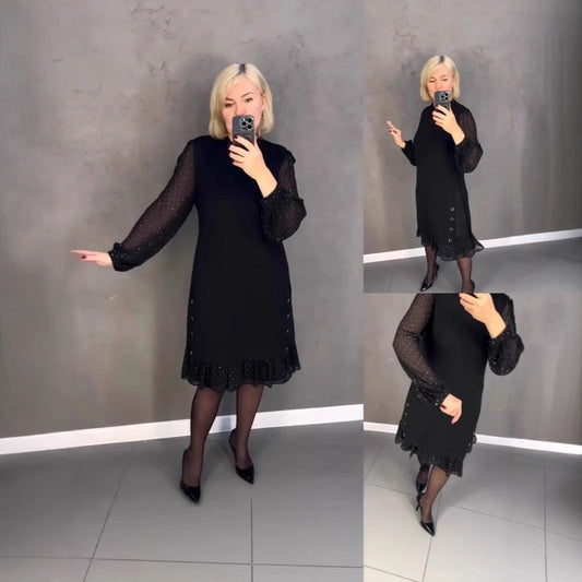 Yuvarlak yakalı ve düz renkli kristal taşlı kadın elbiseleri